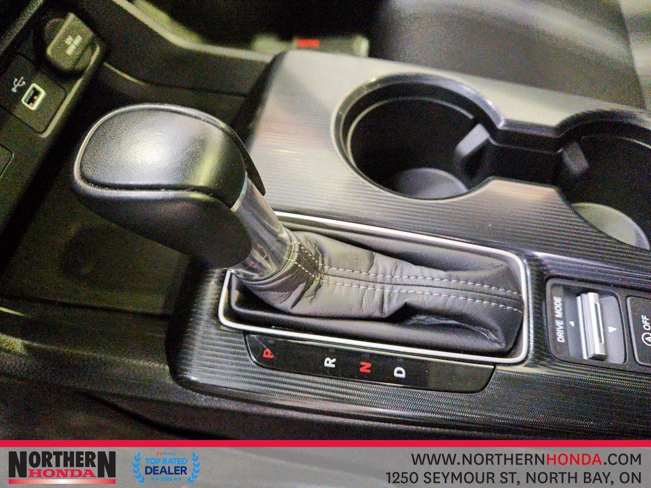 2024 Honda Civic Hatchback SPORT TOURING Photo