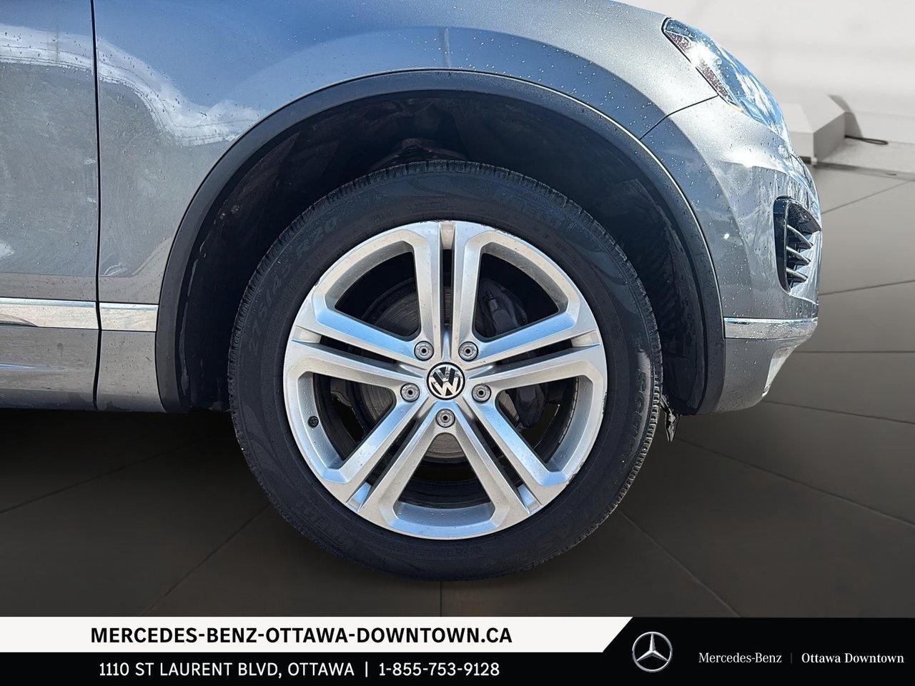 2015 Volkswagen Touareg Execline 3.0 TDI 8sp at Tip 4M AS-IS AS TRADED / Photo