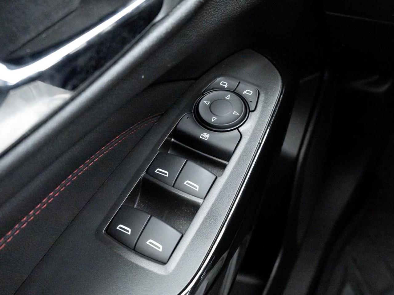 2025 Chevrolet Trax 2RS 4dr Front-Wheel Drive Photo