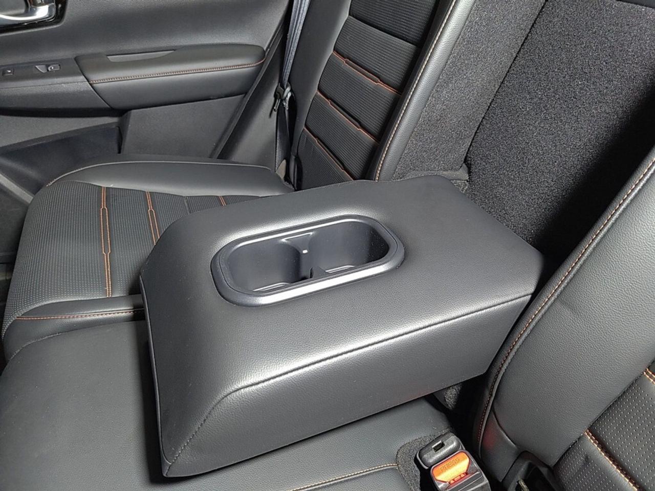 2023 Honda CR-V Hybrid Touring AWD   Leather   Sunroof   Carplay   Heated Photo