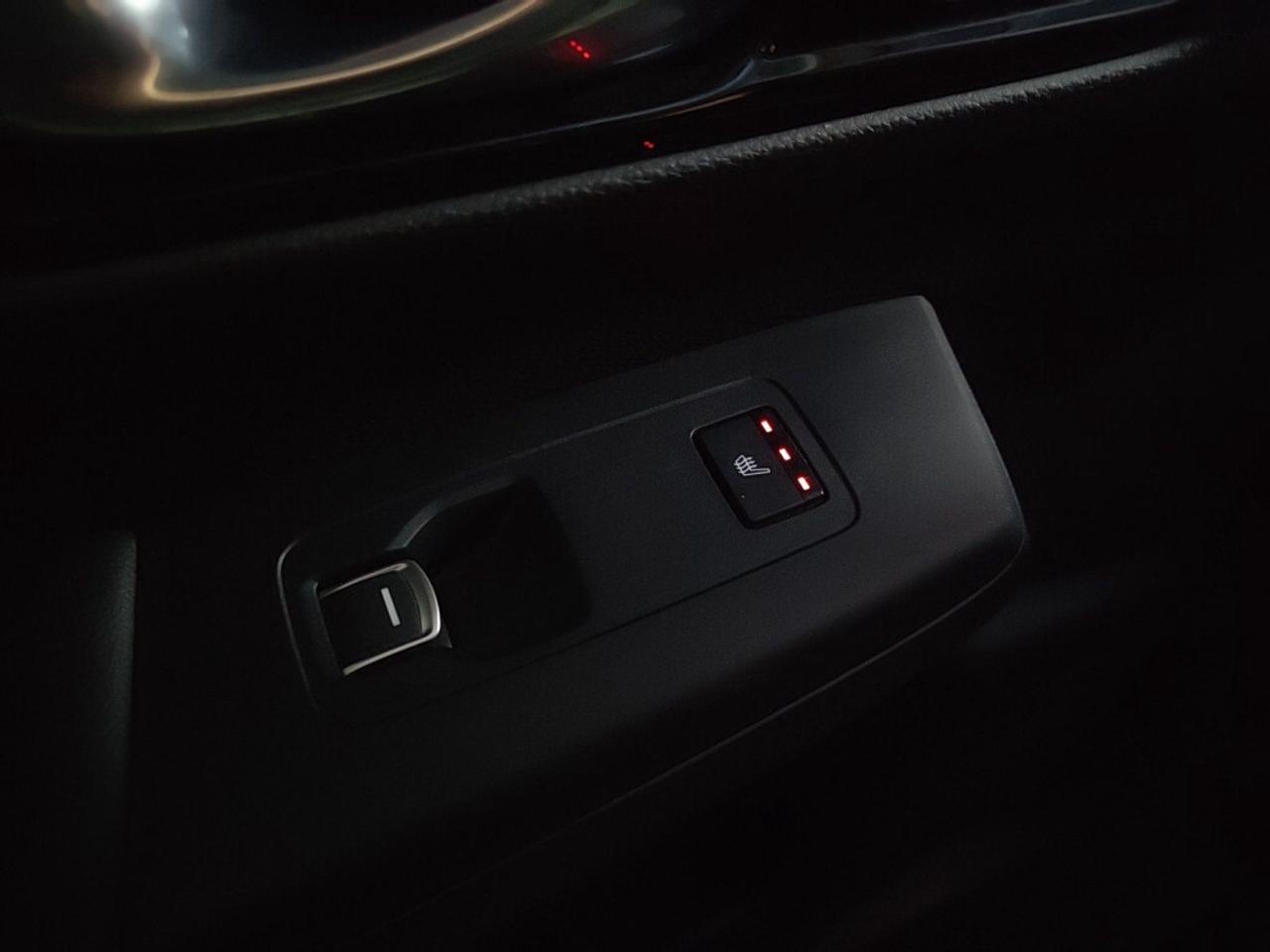 2023 Honda CR-V Hybrid Touring AWD   Leather   Sunroof   Carplay   Heated Photo