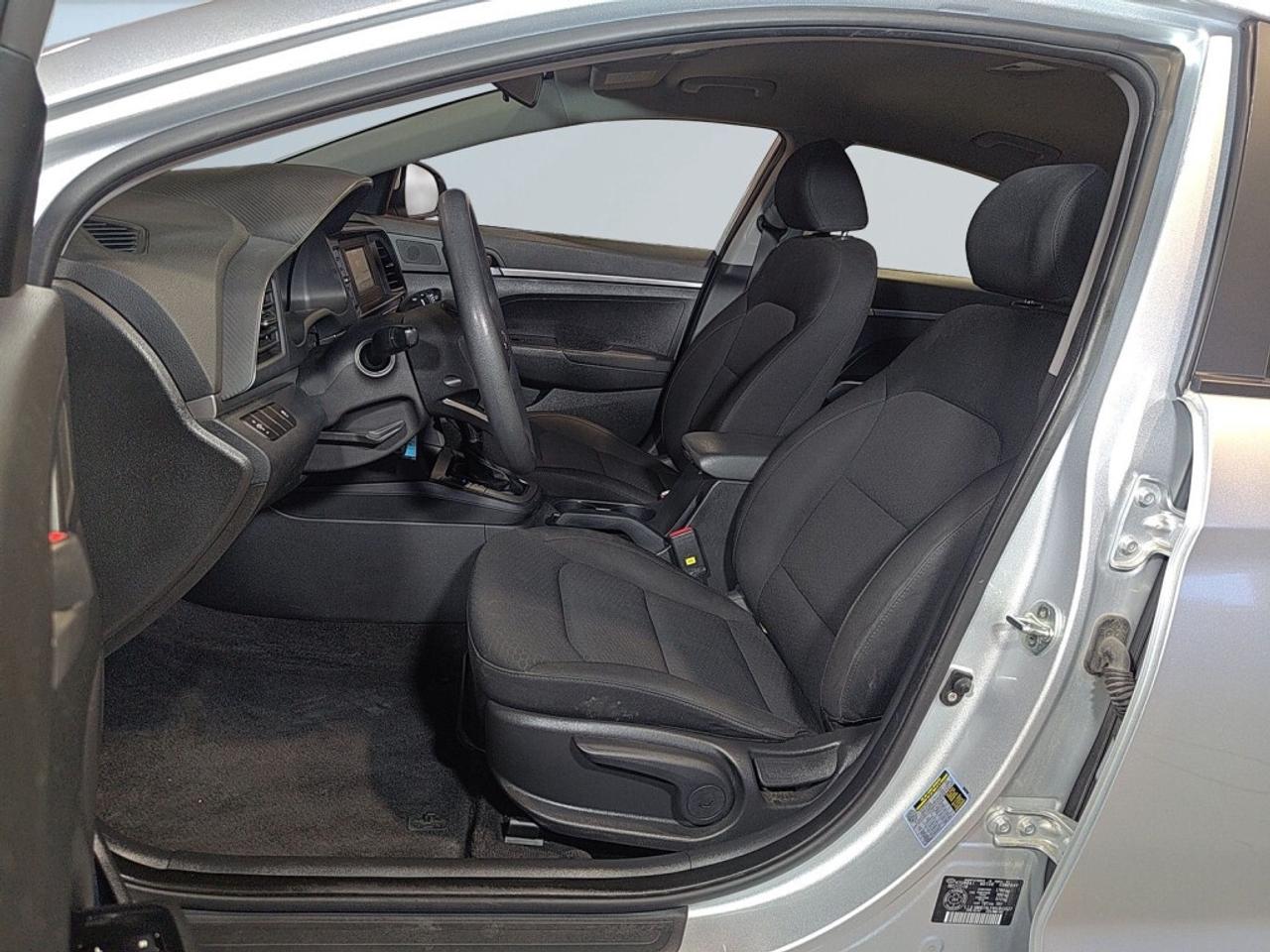 2019 Hyundai Elantra Essential   Low KM   Heated Seats   Back-Up Camera Photo