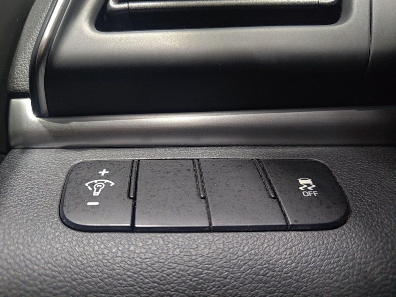 2019 Hyundai Elantra Essential   Low KM   Heated Seats   Back-Up Camera Photo
