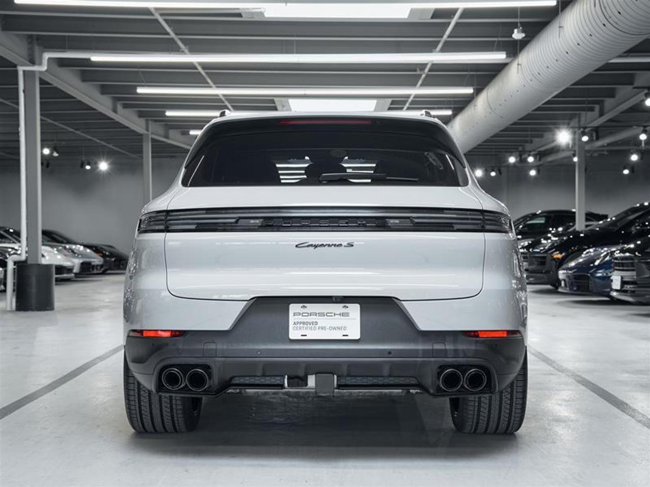 2024 Porsche Cayenne S AWD Photo