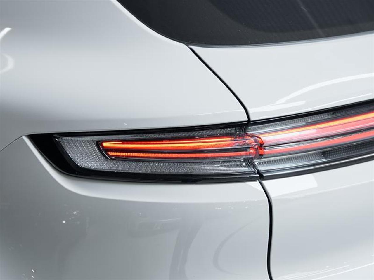 2024 Porsche Cayenne S AWD Photo