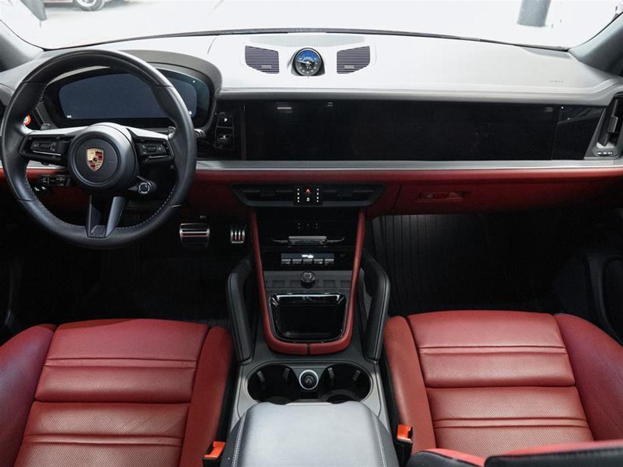 2024 Porsche Cayenne S AWD Photo
