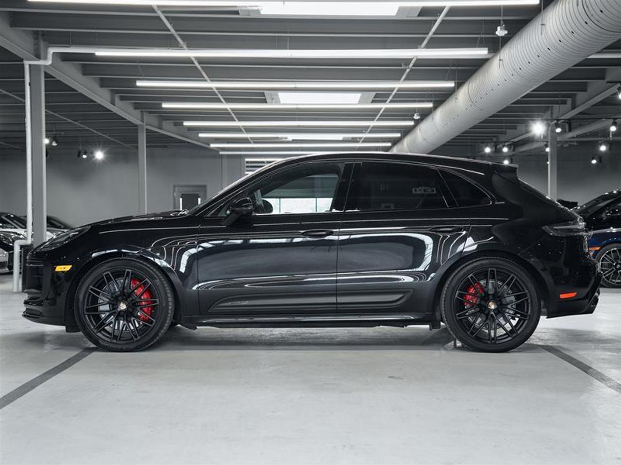 2023 Porsche Macan GTS Photo