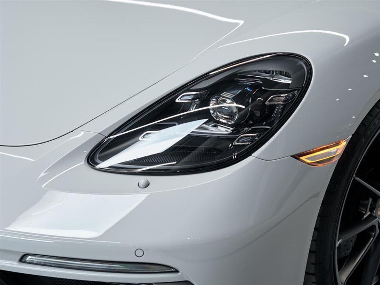 2024 Porsche 718 Boxster GTS 4.0 Roadster Photo