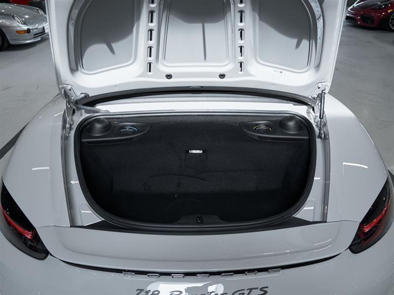2024 Porsche 718 Boxster GTS 4.0 Roadster Photo