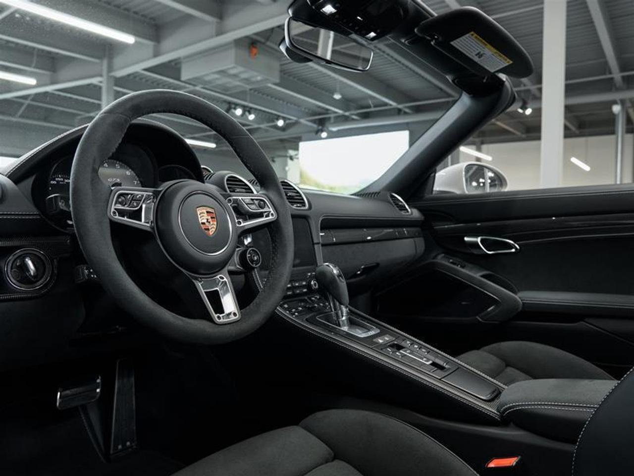 2024 Porsche 718 Boxster GTS 4.0 Roadster Photo