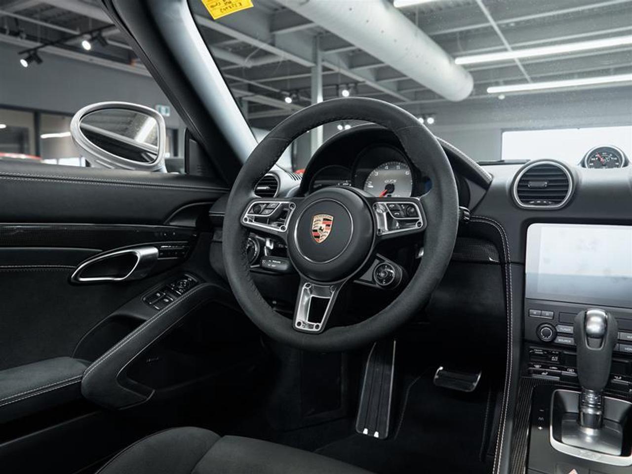 2024 Porsche 718 Boxster GTS 4.0 Roadster Photo