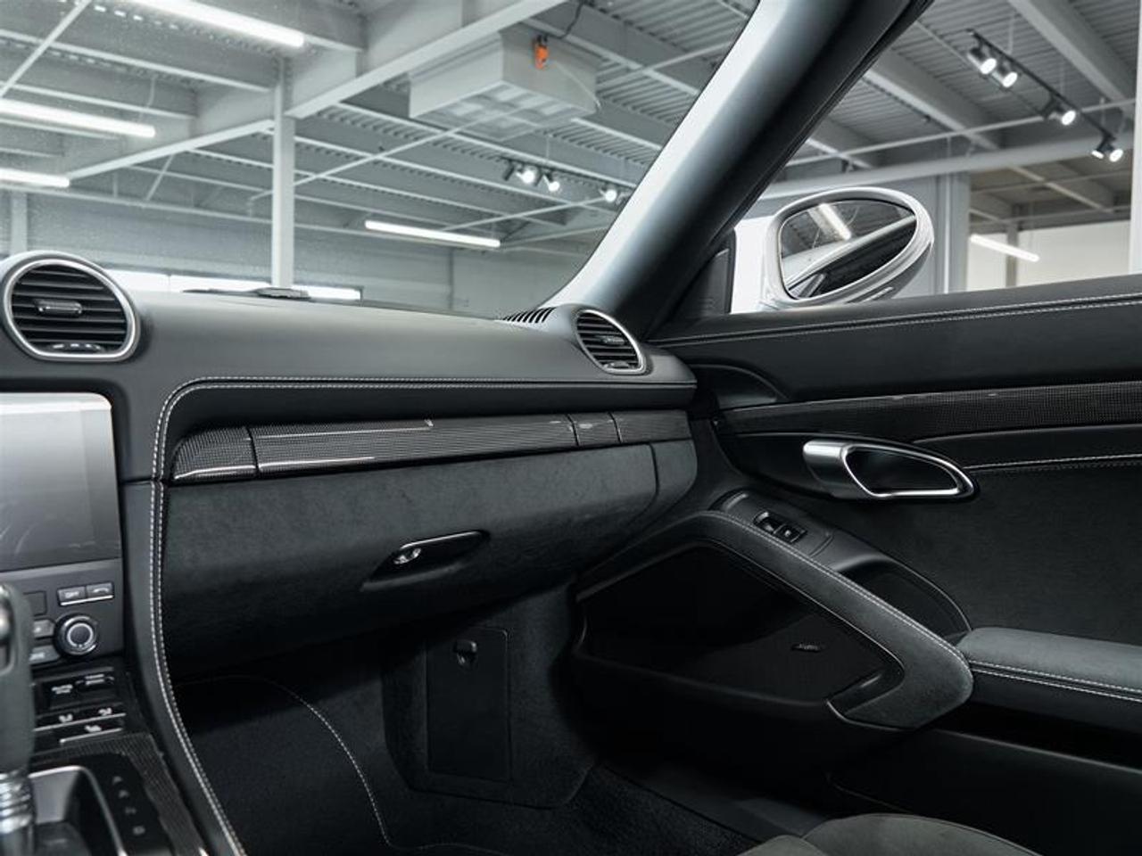 2024 Porsche 718 Boxster GTS 4.0 Roadster Photo