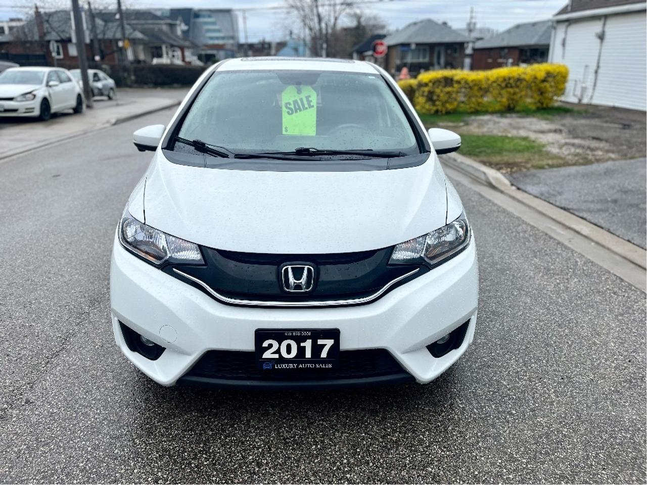 2017 Honda Fit EXL LEATHER CERTIFIED Photo