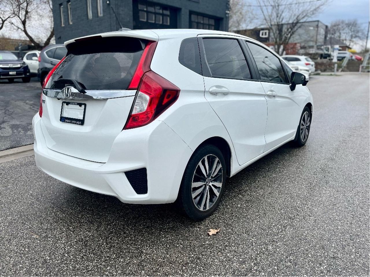 2017 Honda Fit EXL LEATHER CERTIFIED Photo