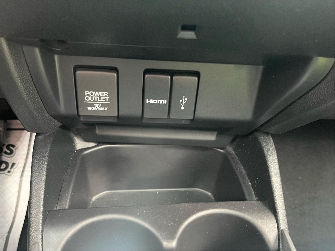 2017 Honda Fit EXL LEATHER CERTIFIED Photo