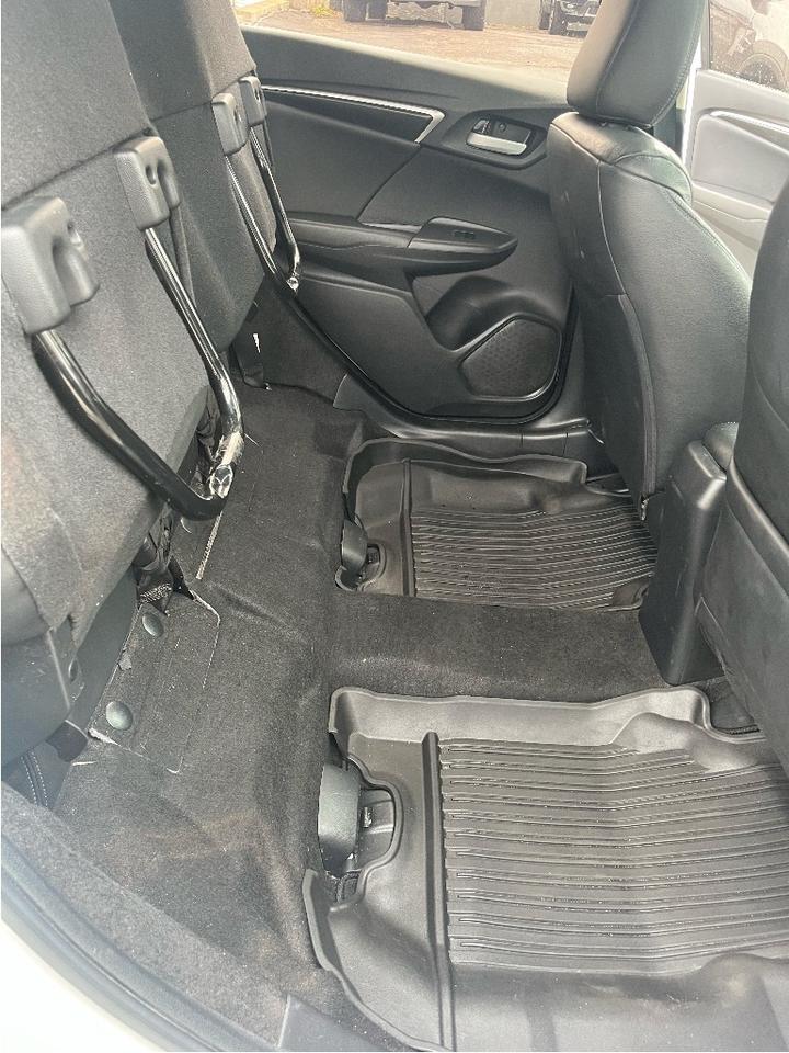 2017 Honda Fit EXL LEATHER CERTIFIED Photo