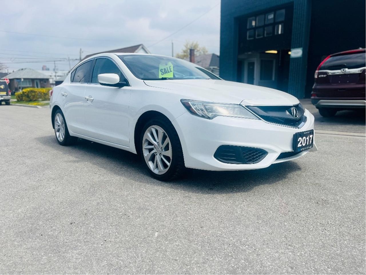 2017 Acura ILX PREMIUM BLINDSPOT CERTIFIED Photo3