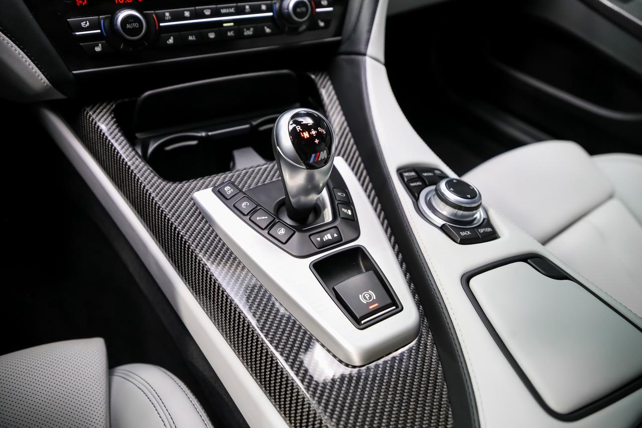 2013 BMW M6 COUPE V8 560HP CARBONROOF NOACCIDNT EXEC.PK SERVCD Photo