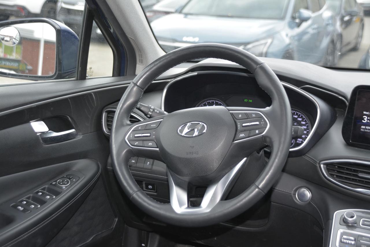 2023 Hyundai Santa Fe Preferred Photo