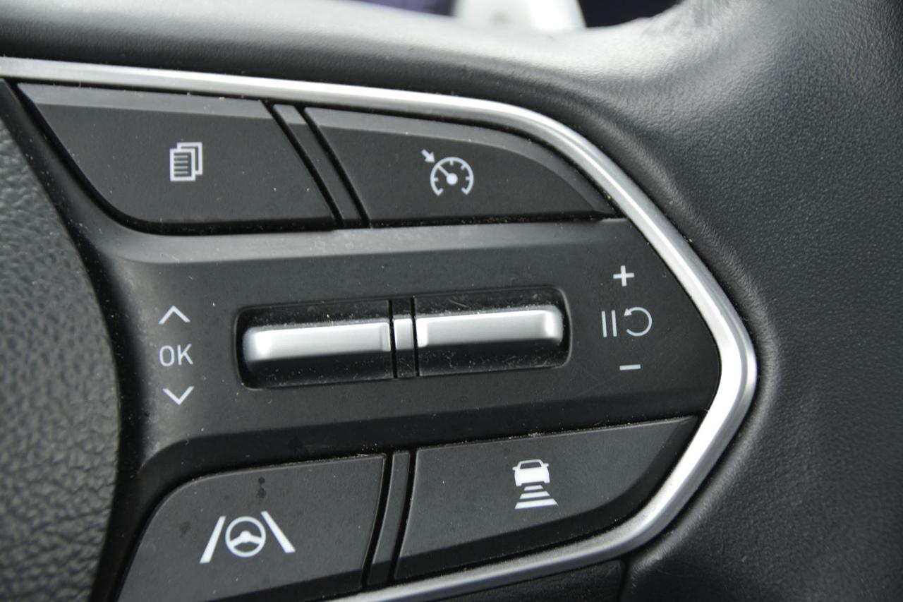 2023 Hyundai Santa Fe Preferred Photo