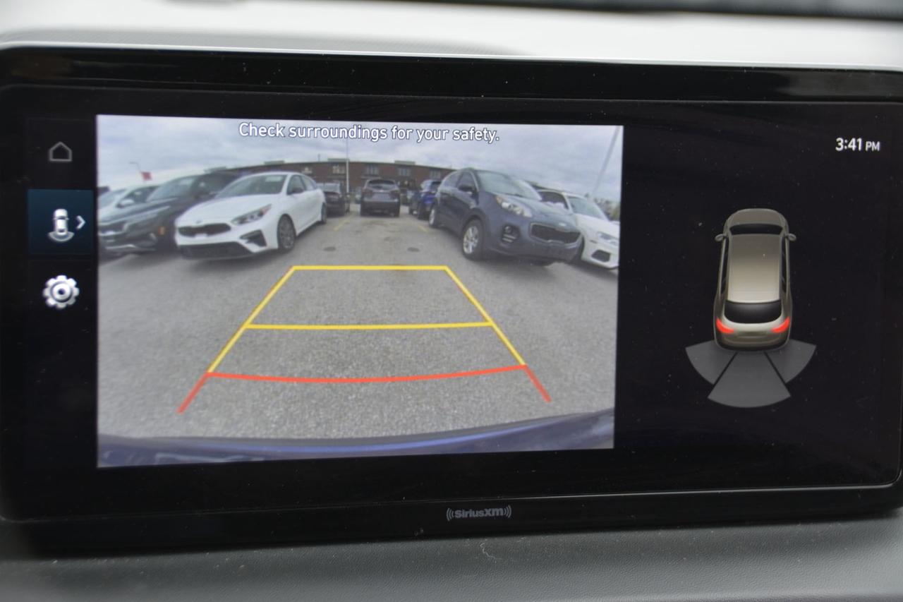 2023 Hyundai Santa Fe Preferred Photo