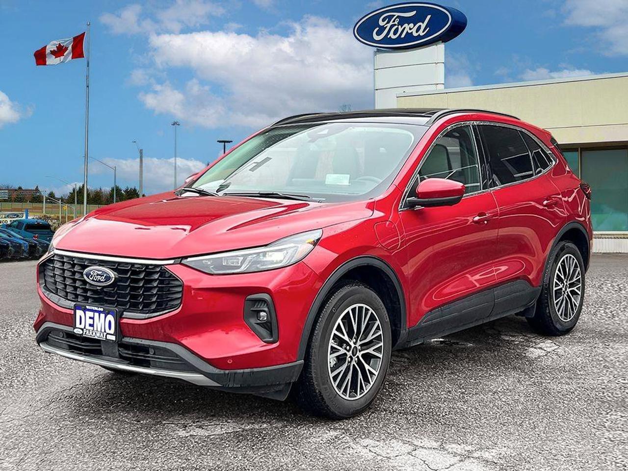 2025 Ford Escape PHEV   DEMO   HTD STEER WHEEL   FWD Photo