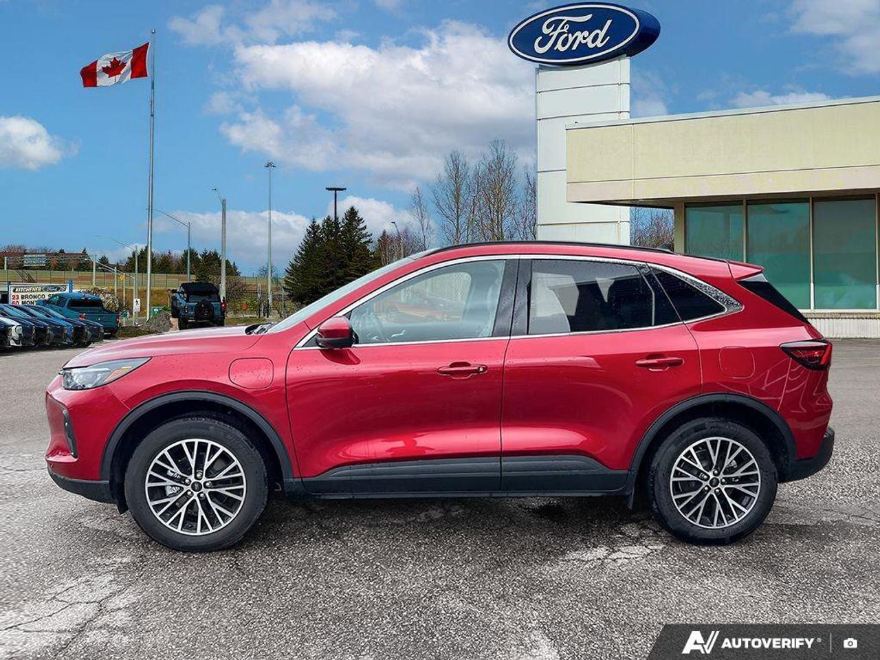 2025 Ford Escape PHEV   DEMO   HTD STEER WHEEL   FWD Photo