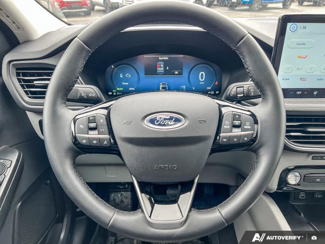 2025 Ford Escape PHEV   DEMO   HTD STEER WHEEL   FWD Photo