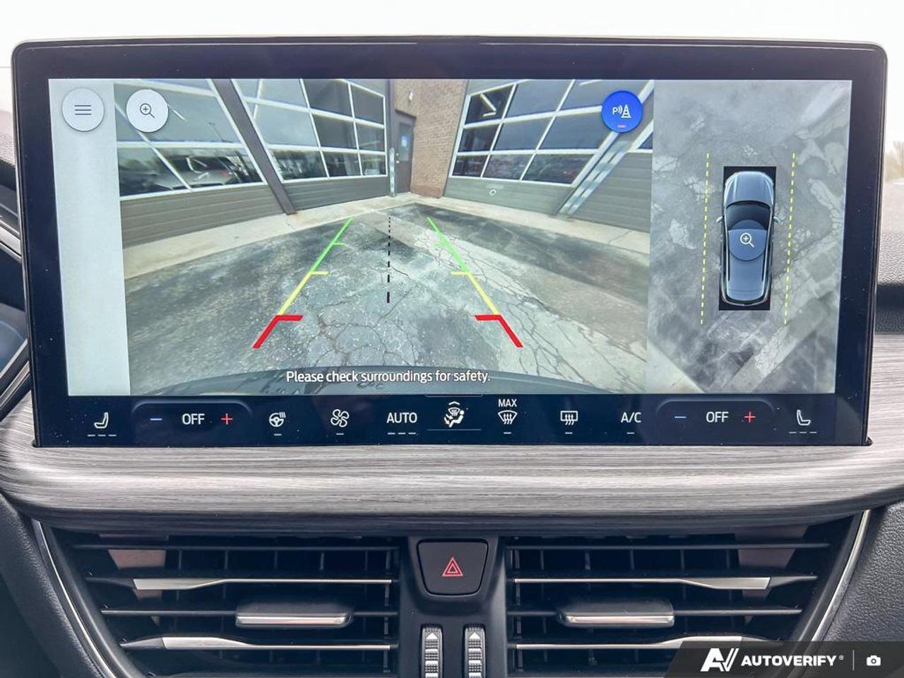 2025 Ford Escape PHEV   DEMO   HTD STEER WHEEL   FWD Photo