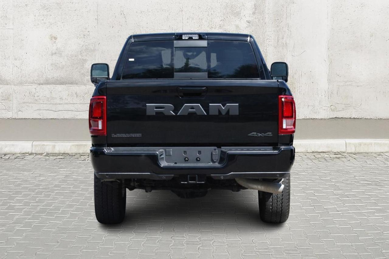 2025 RAM 2500 Laramie Photo4