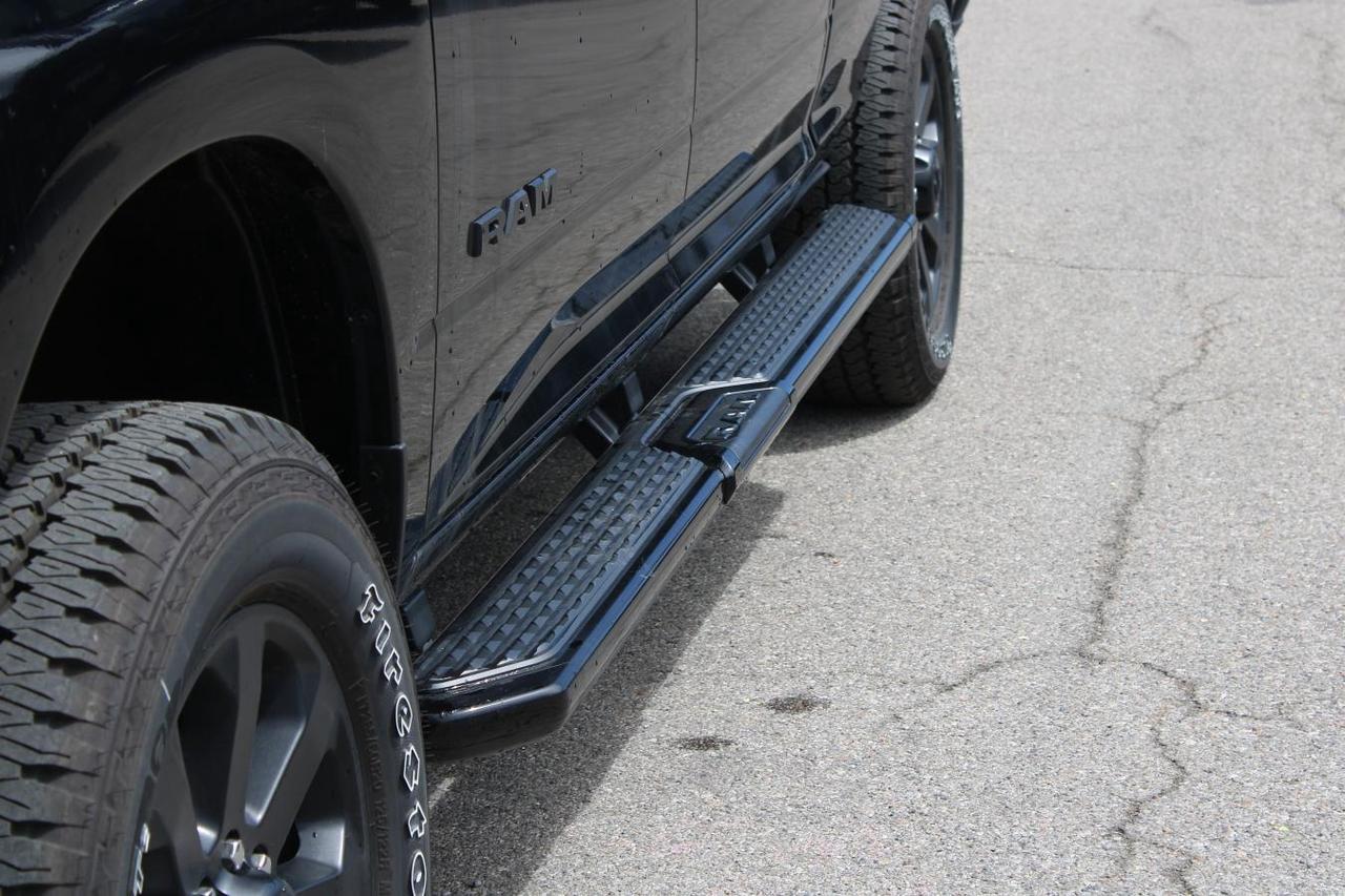 2025 RAM 2500 Laramie Crew Cab Night Edition 4x4  Gps SiriusXM B Photo