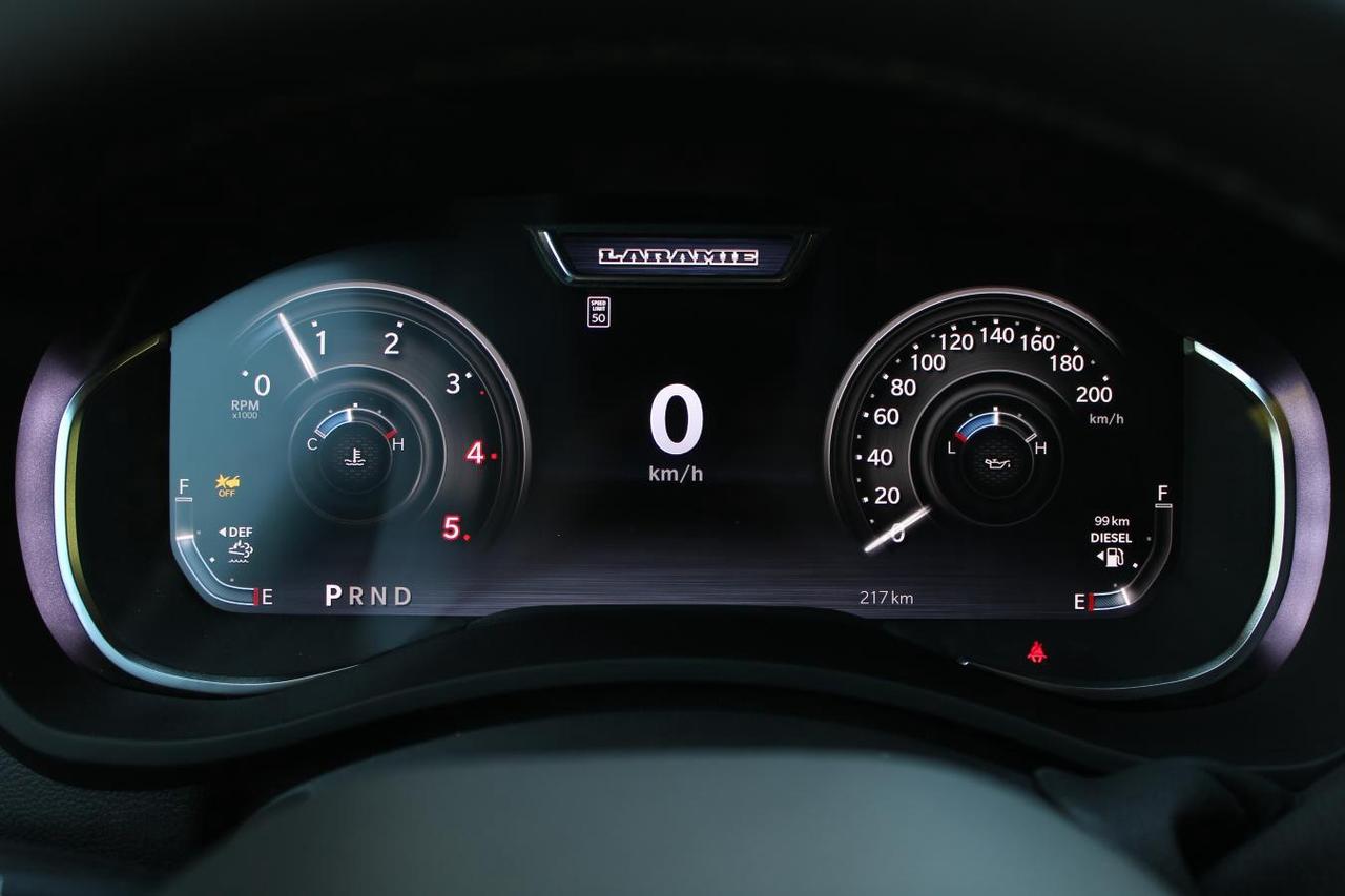 2025 RAM 2500 Laramie Crew Cab Night Edition 4x4  Gps SiriusXM B Photo
