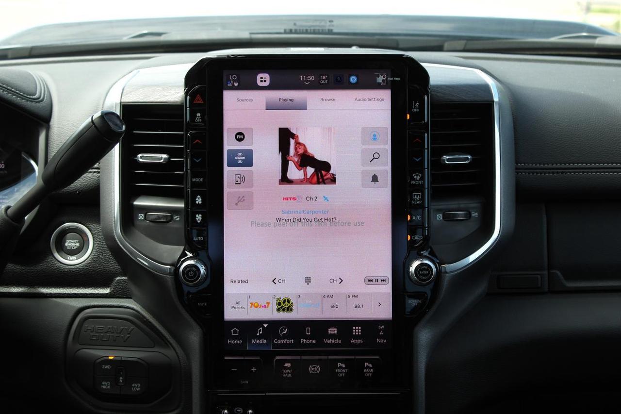 2025 RAM 2500 Laramie Crew Cab Night Edition 4x4  Gps SiriusXM B Photo