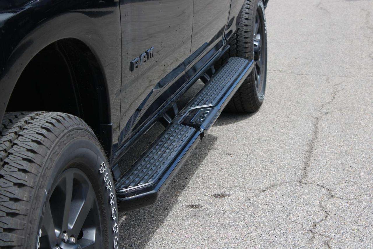 2025 RAM 2500 Laramie Crew Cab Night Edition 4x4  Gps SiriusXM B Photo
