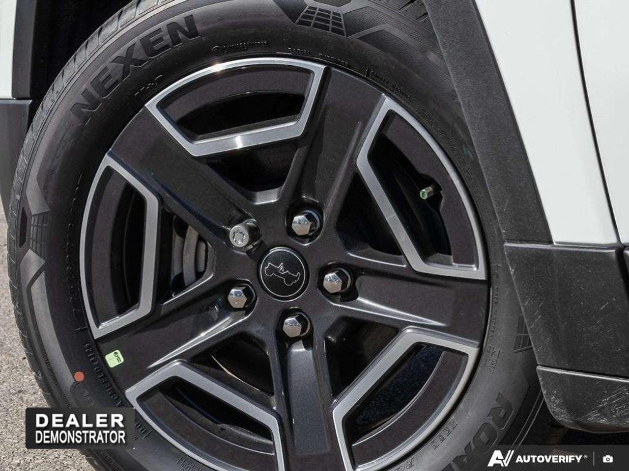2026 Jeep Cherokee Limited Photo