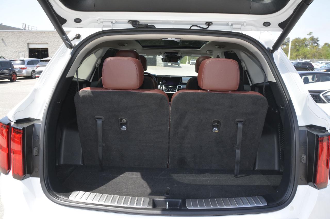 2023 Kia Sorento SX Photo