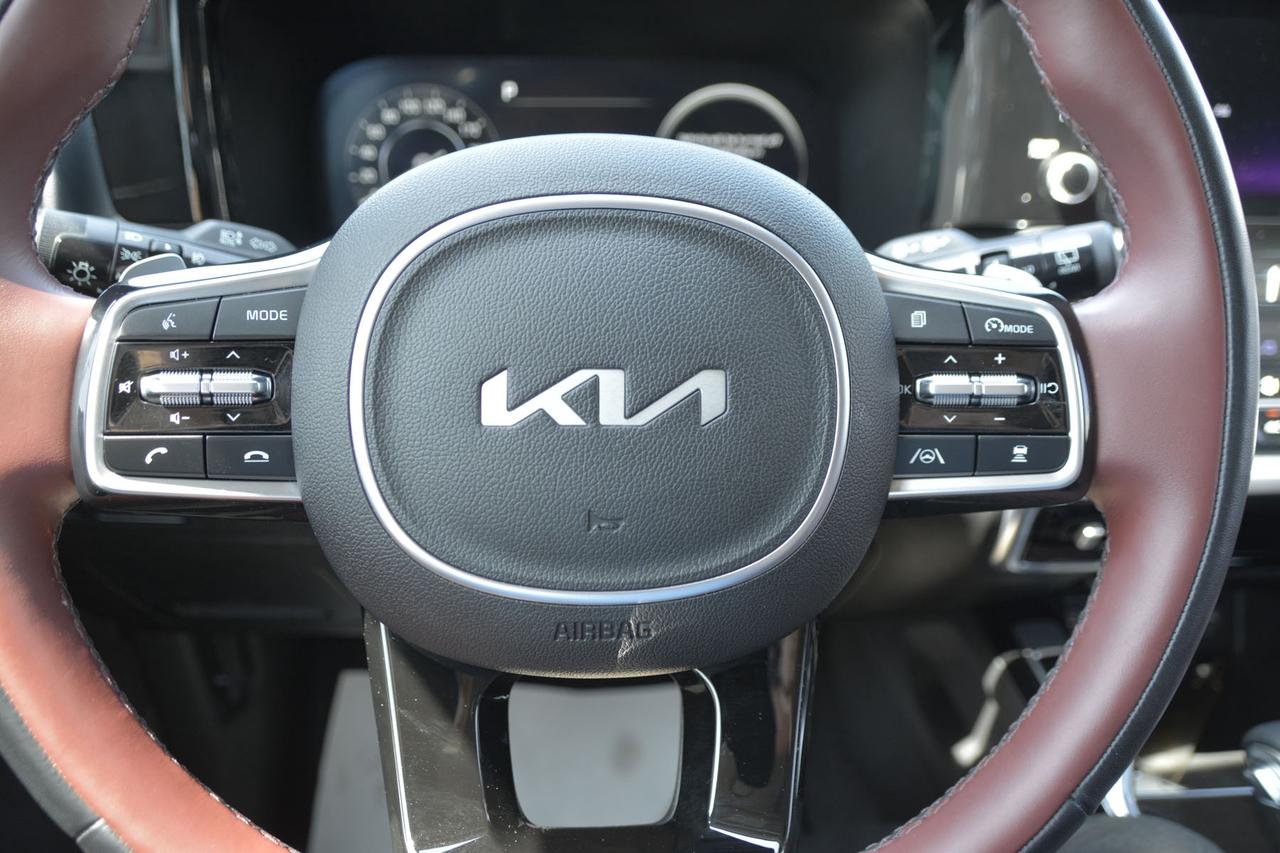 2023 Kia Sorento SX Photo