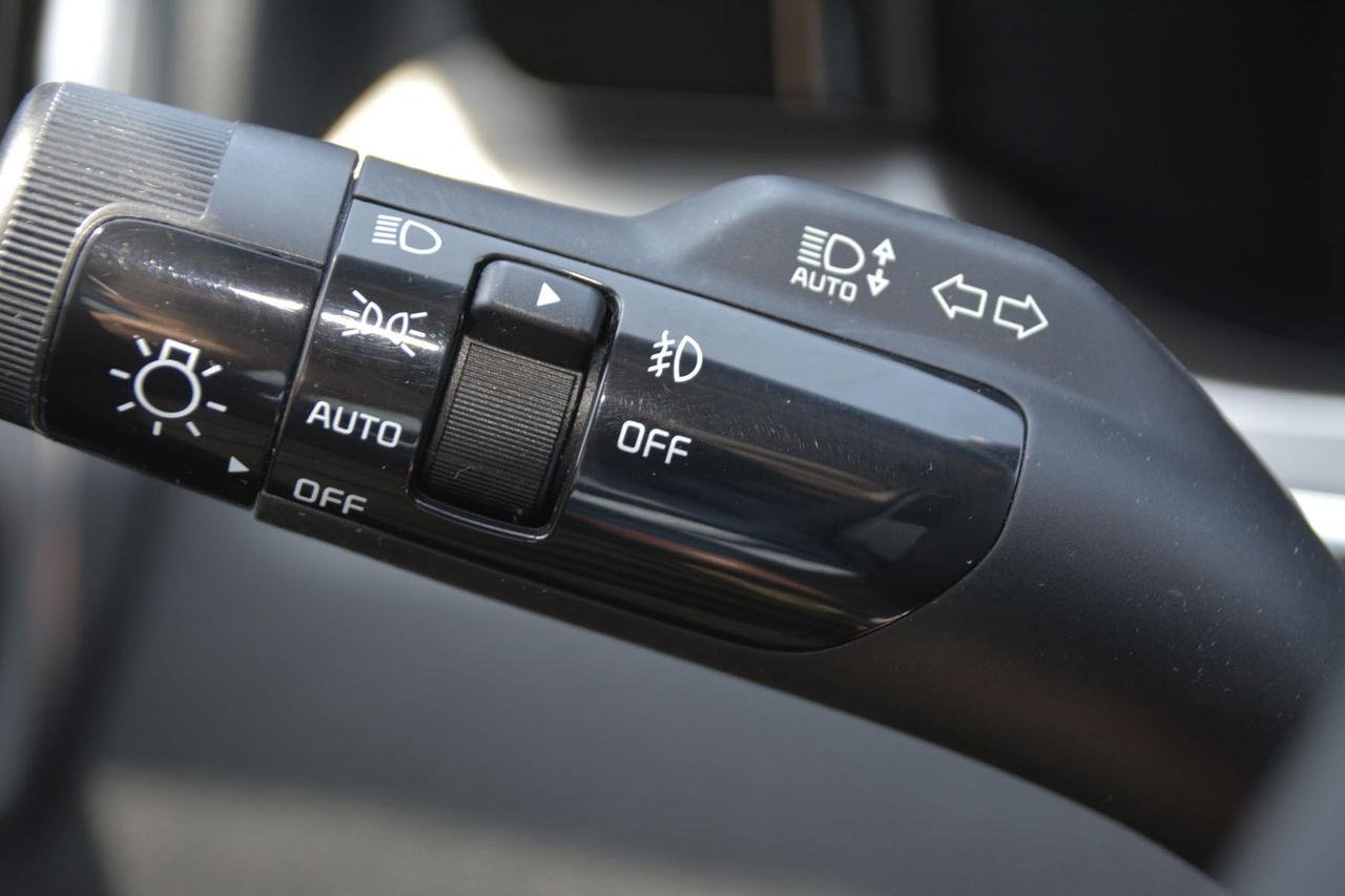 2023 Kia Sorento SX Photo
