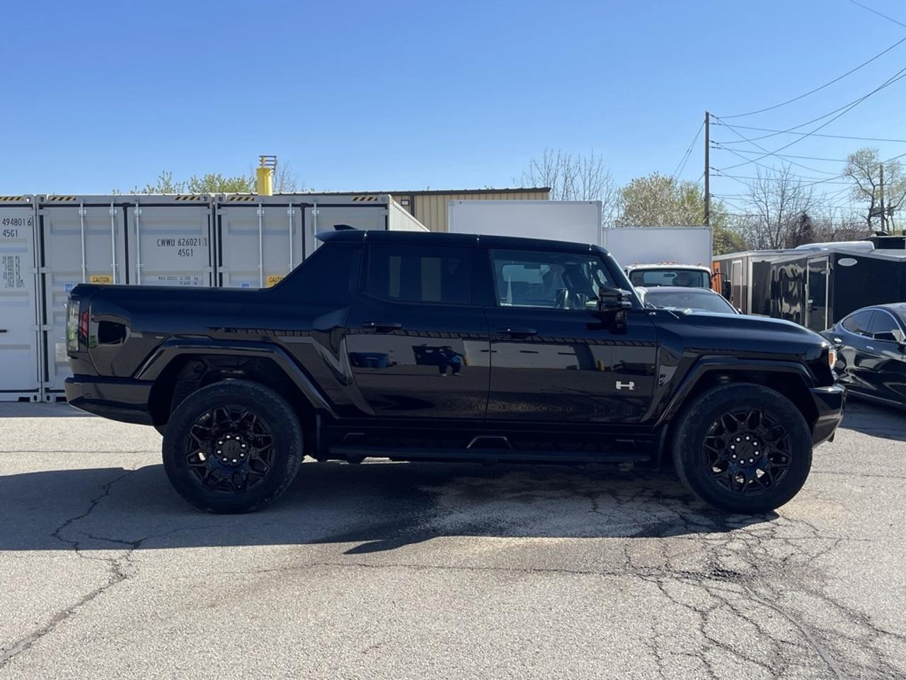 2024 GMC HUMMER EV Pickup e4WD Crew Cab 2X   Clean CARFAX Photo
