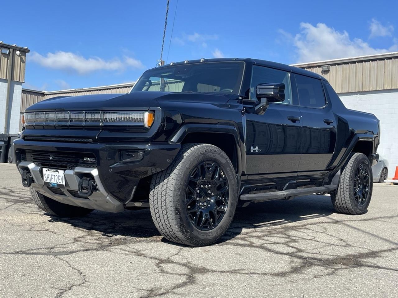 2024 GMC HUMMER EV Pickup e4WD Crew Cab 2X   Clean CARFAX Photo