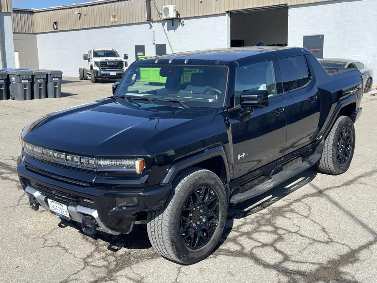 2024 GMC HUMMER EV Pickup e4WD Crew Cab 2X   Clean CARFAX Photo