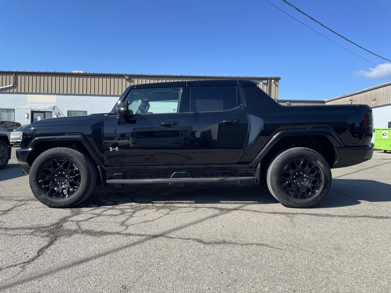 2024 GMC HUMMER EV Pickup e4WD Crew Cab 2X   Clean CARFAX Photo