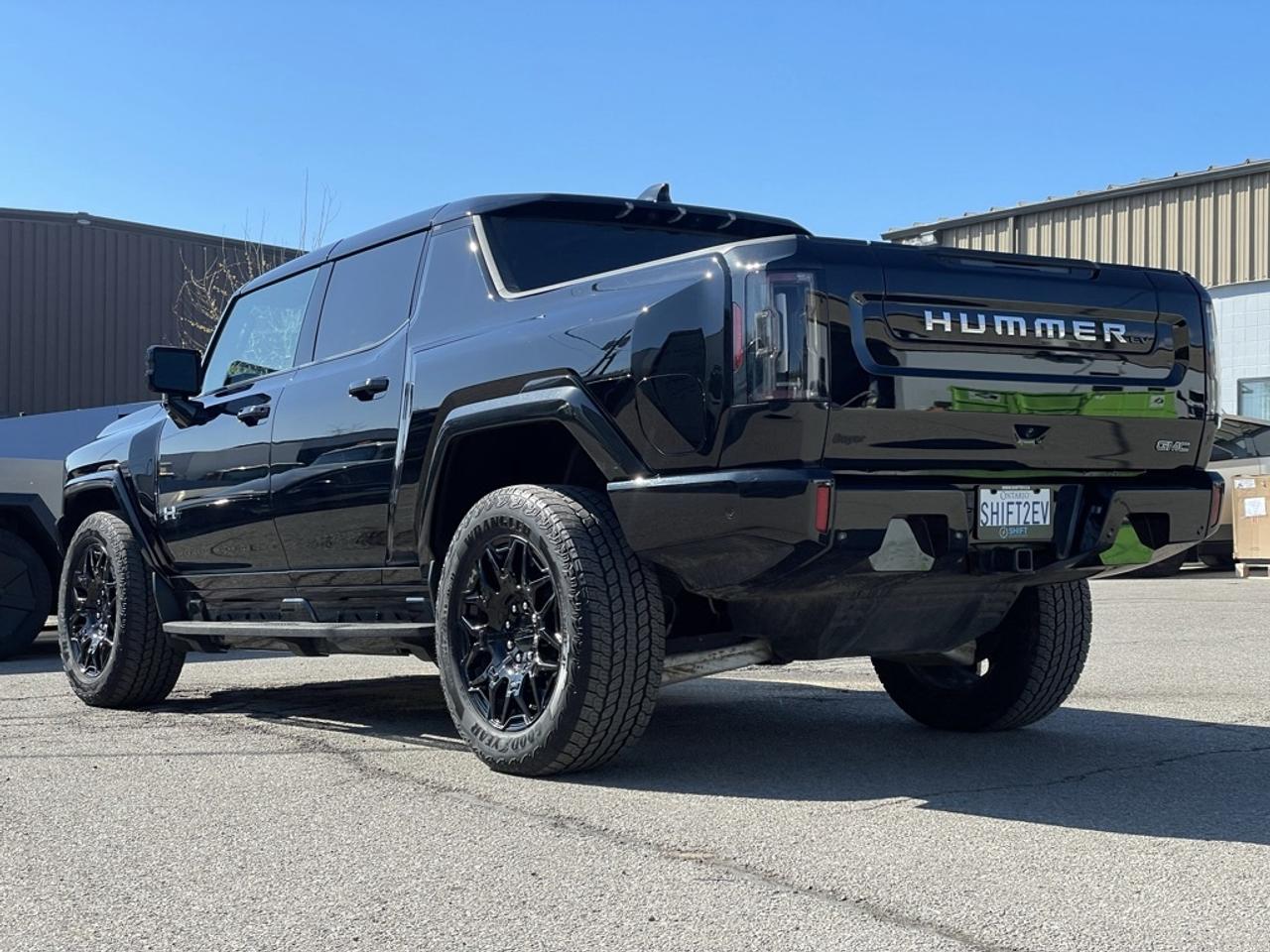 2024 GMC HUMMER EV Pickup e4WD Crew Cab 2X   Clean CARFAX Photo