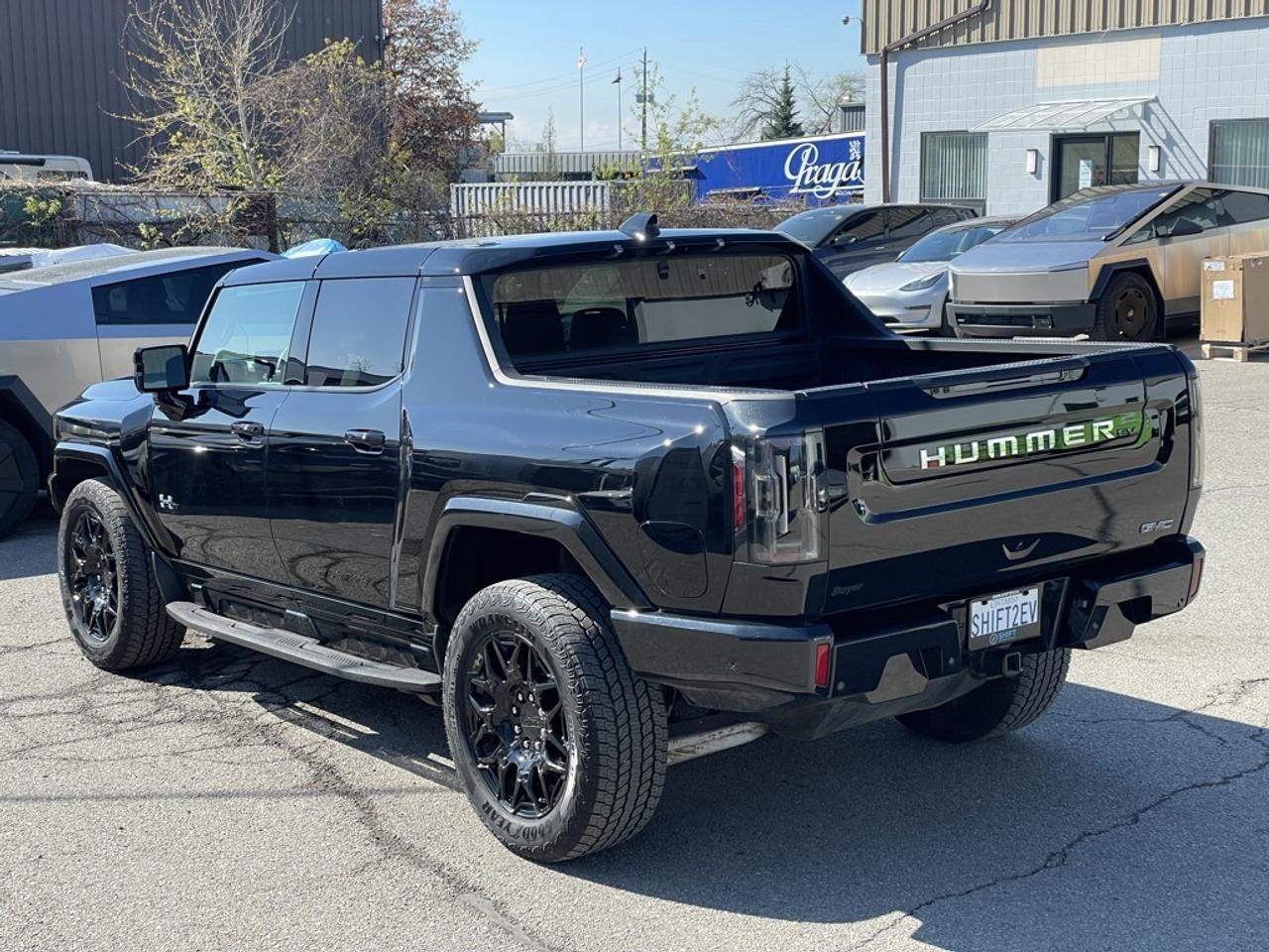2024 GMC HUMMER EV Pickup e4WD Crew Cab 2X   Clean CARFAX Photo