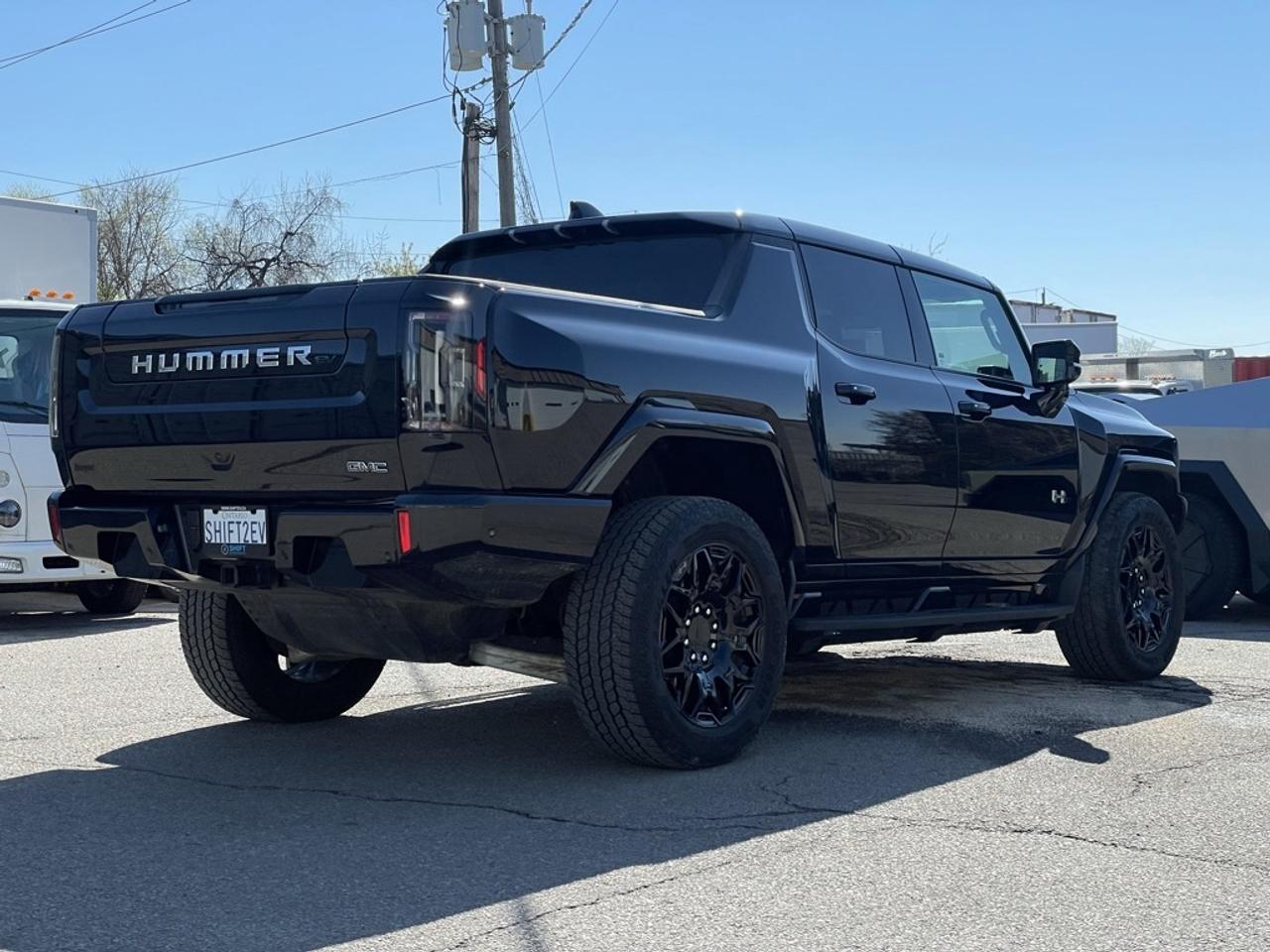 2024 GMC HUMMER EV Pickup e4WD Crew Cab 2X   Clean CARFAX Photo