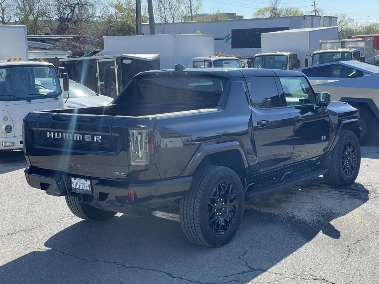 2024 GMC HUMMER EV Pickup e4WD Crew Cab 2X   Clean CARFAX Photo