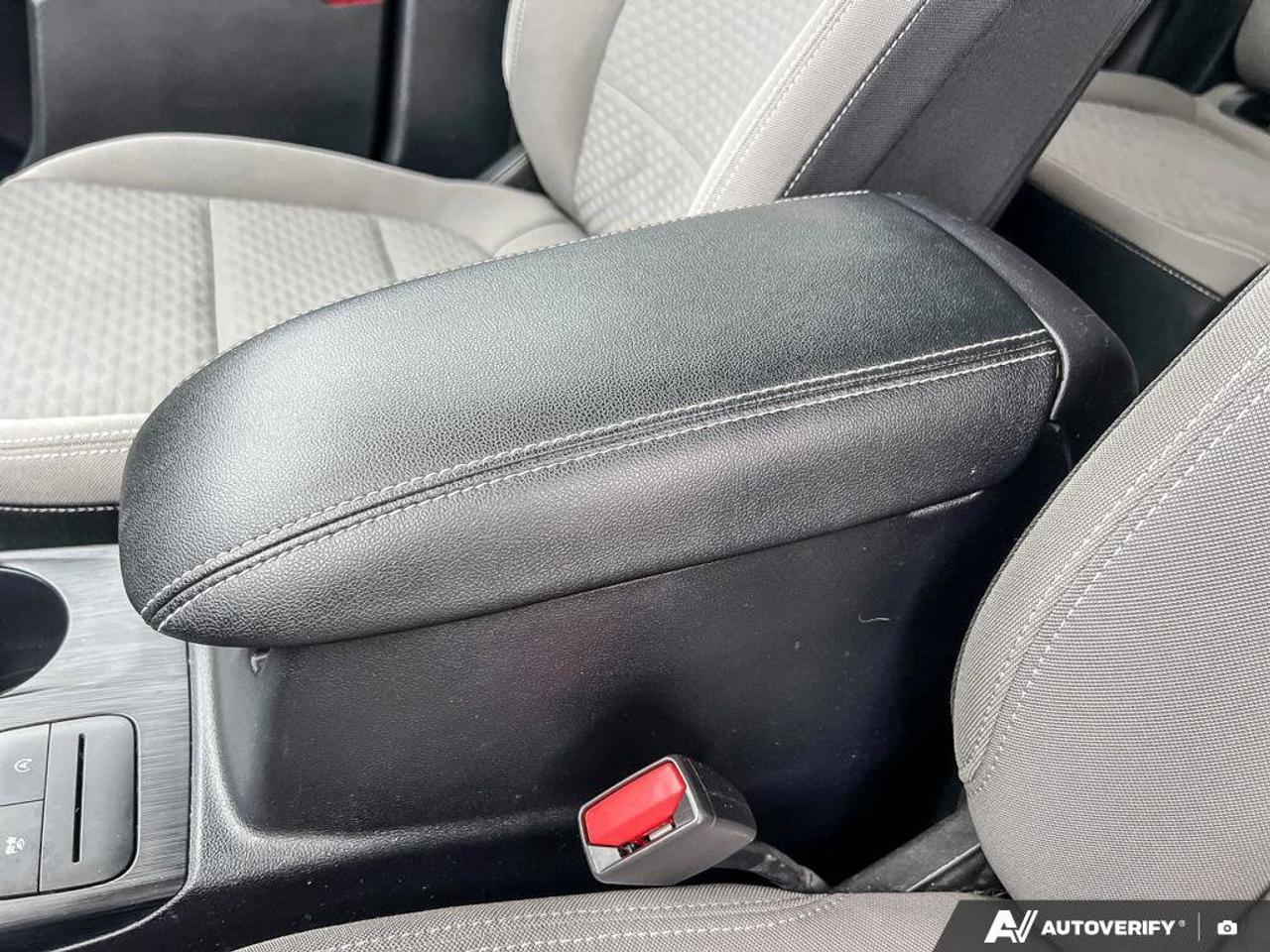 2022 Ford Escape SE   HTD STEER WHEEL   HTD FRNT SEATS Photo