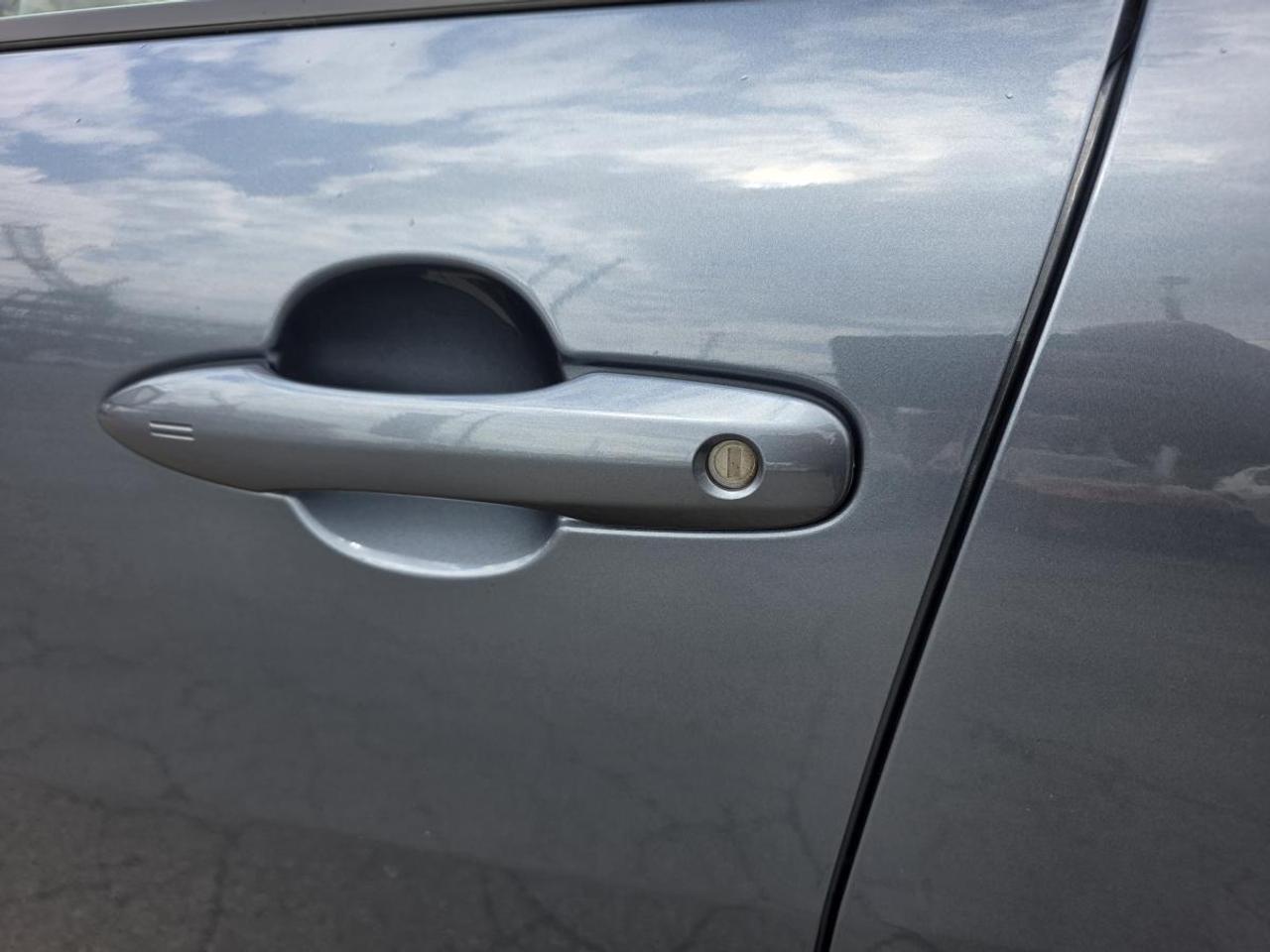 2024 Toyota Corolla Cross Awd sunroof 1 Photo