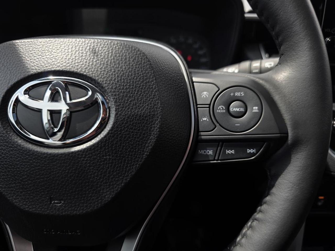 2024 Toyota Corolla Cross Awd sunroof 1 Photo