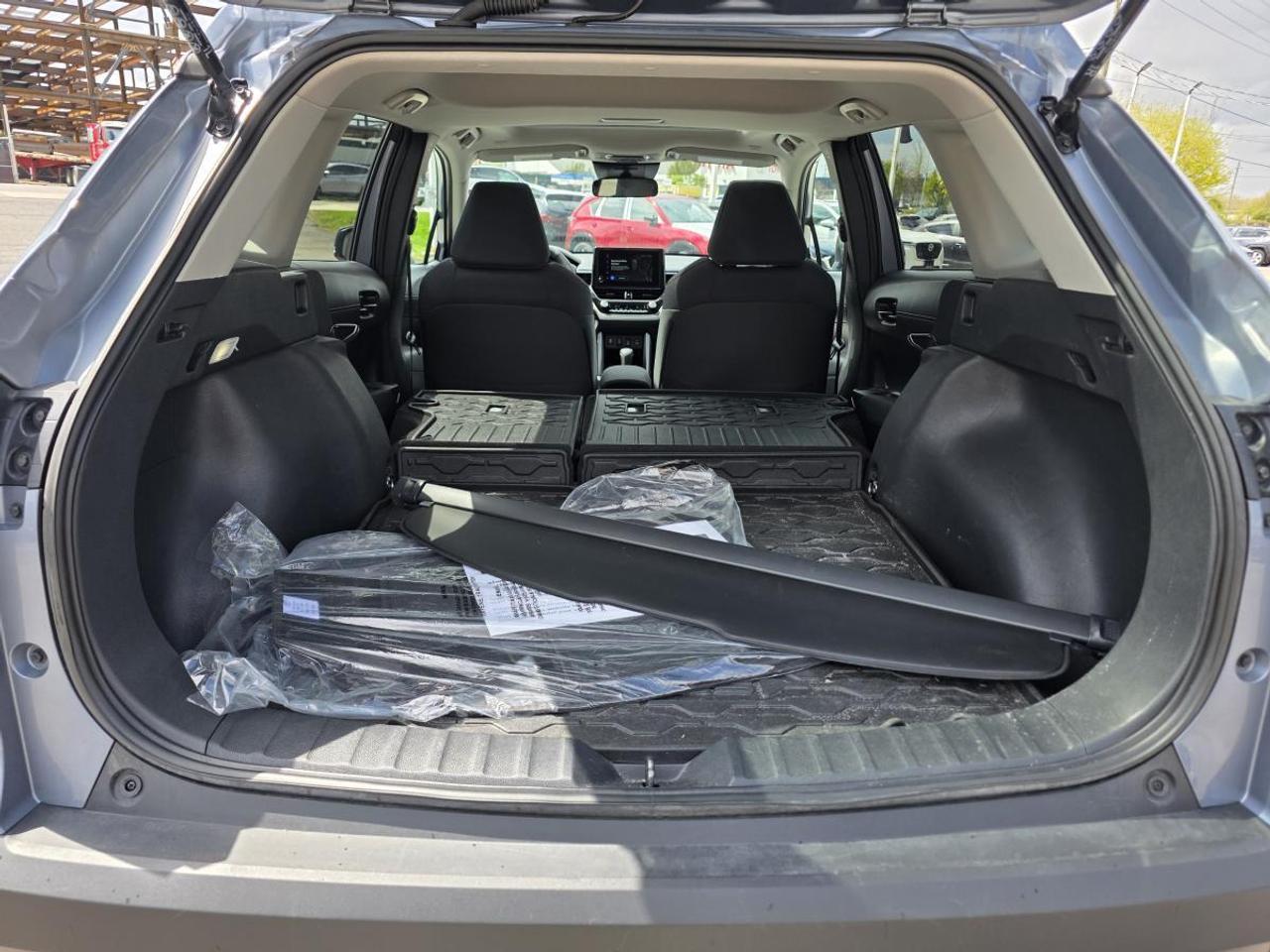2024 Toyota Corolla Cross Awd sunroof 1 Photo